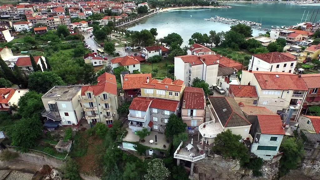 Apartments & Room Paula Stobreč
