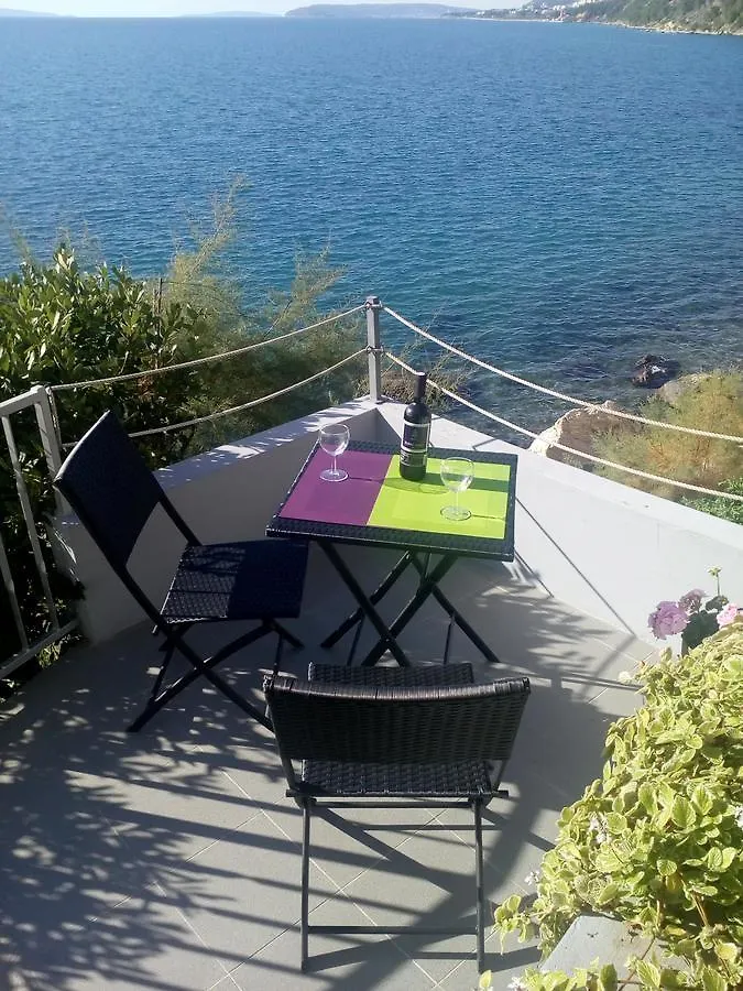Apartments & Room Paula Stobreč 3*,  Kroatië
